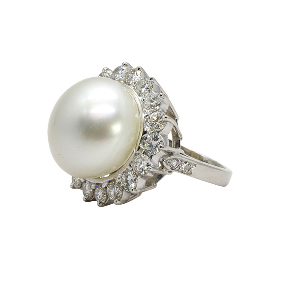 18K South Sea Pearl Diamond Ring